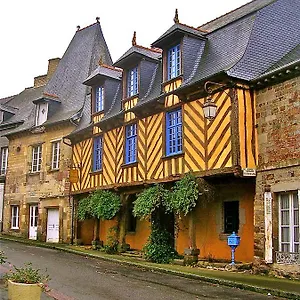 Logis De La Filanderie Couette-café Bécherel